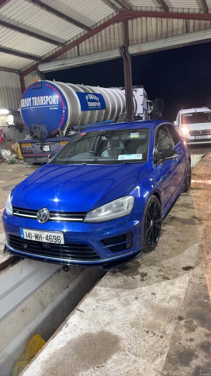 Volkswagen Golf r - Image 2