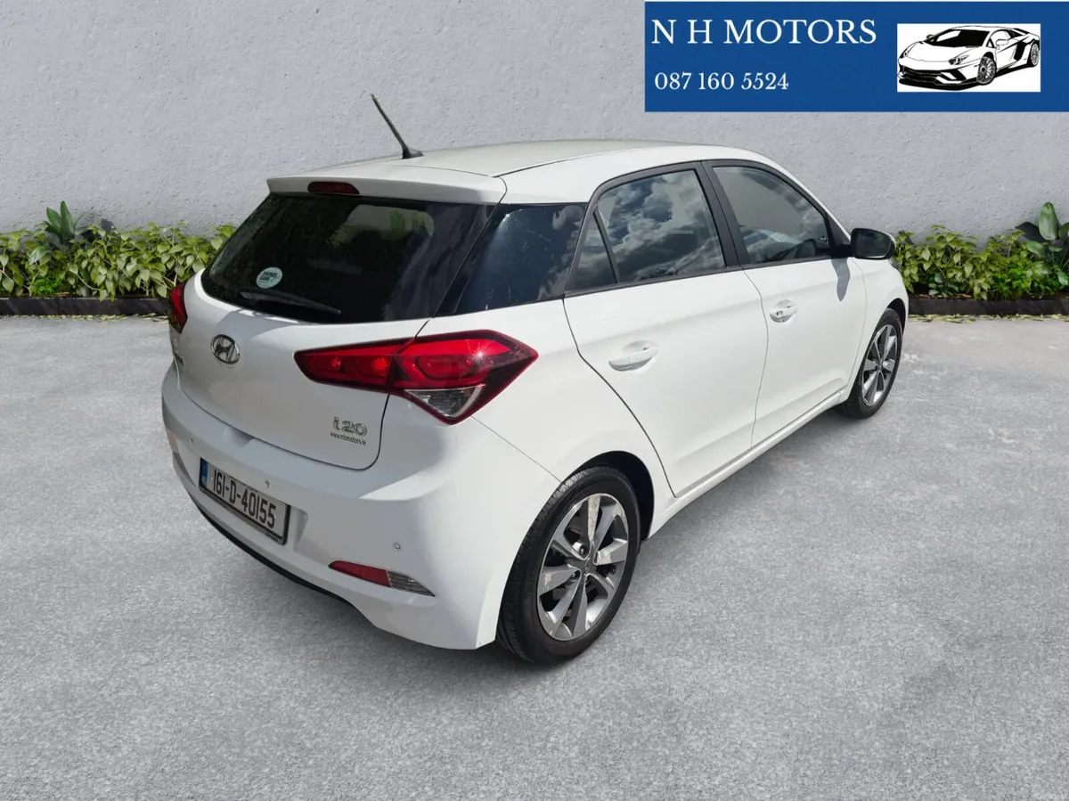Hyundai i20 2016 DELUXE *** ONLY 52k/MILES*** - Image 4