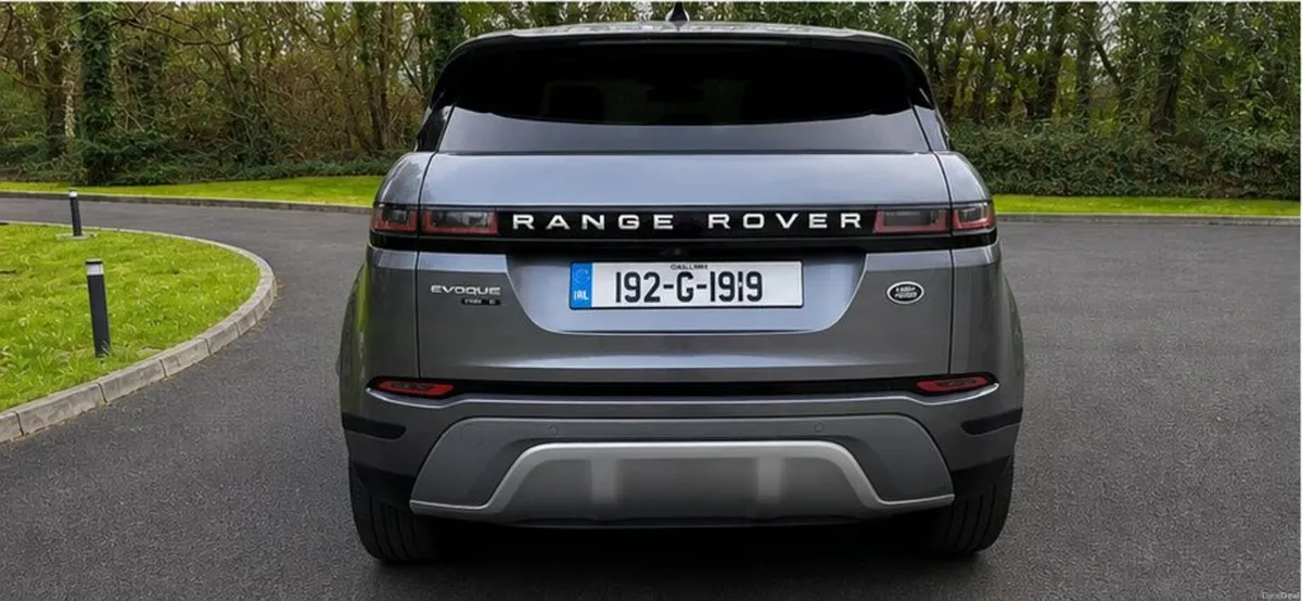 Land Rover Range Rover 2019 - Image 2