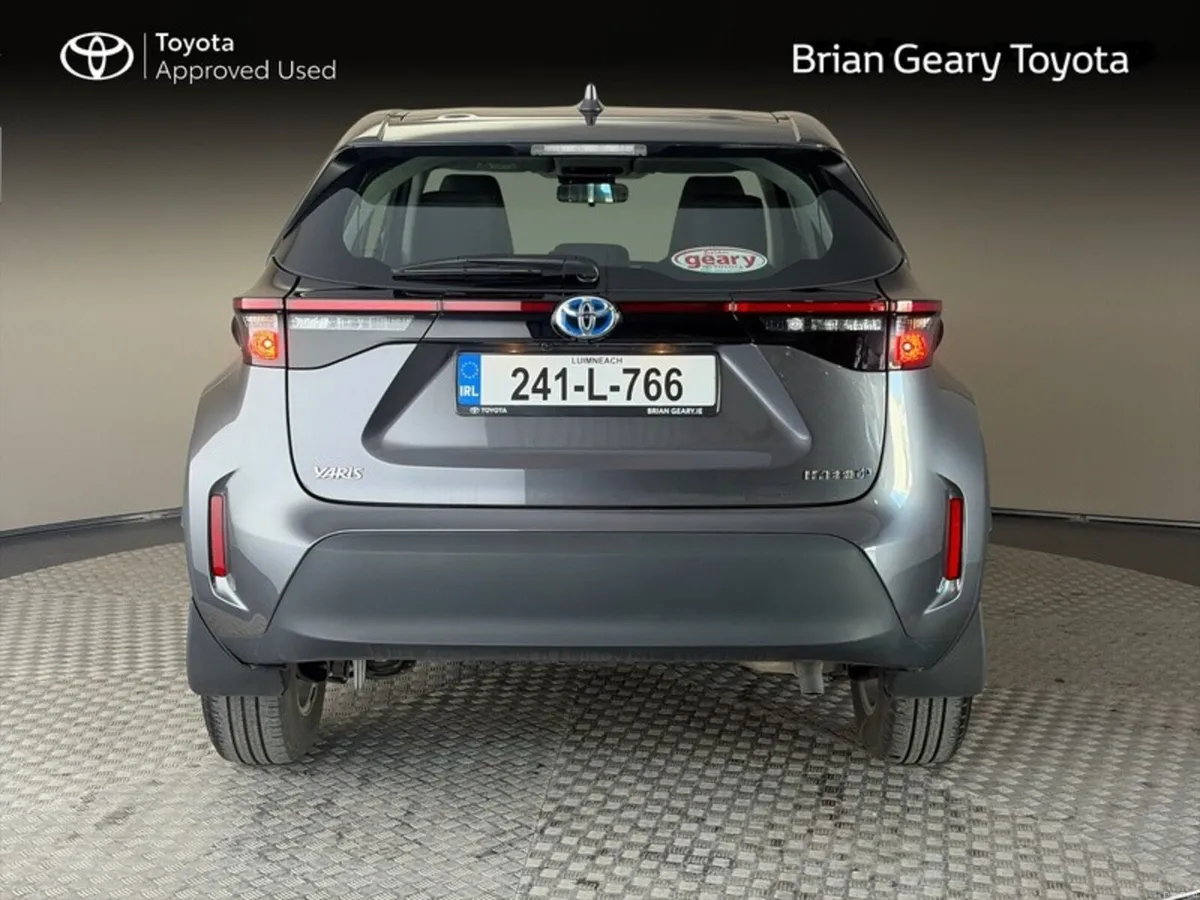 Toyota Yaris Cross HYBRID LUNA - Image 4