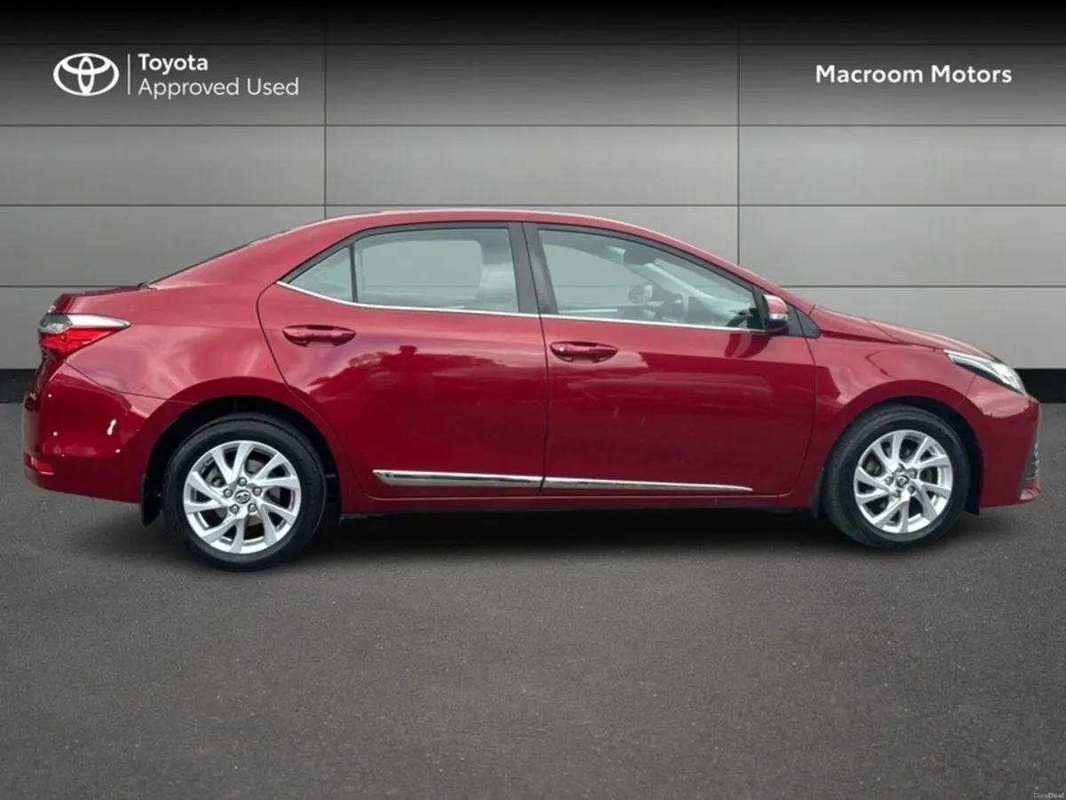 Toyota Corolla 1.4 D-4D LUNA 4DR - Image 3