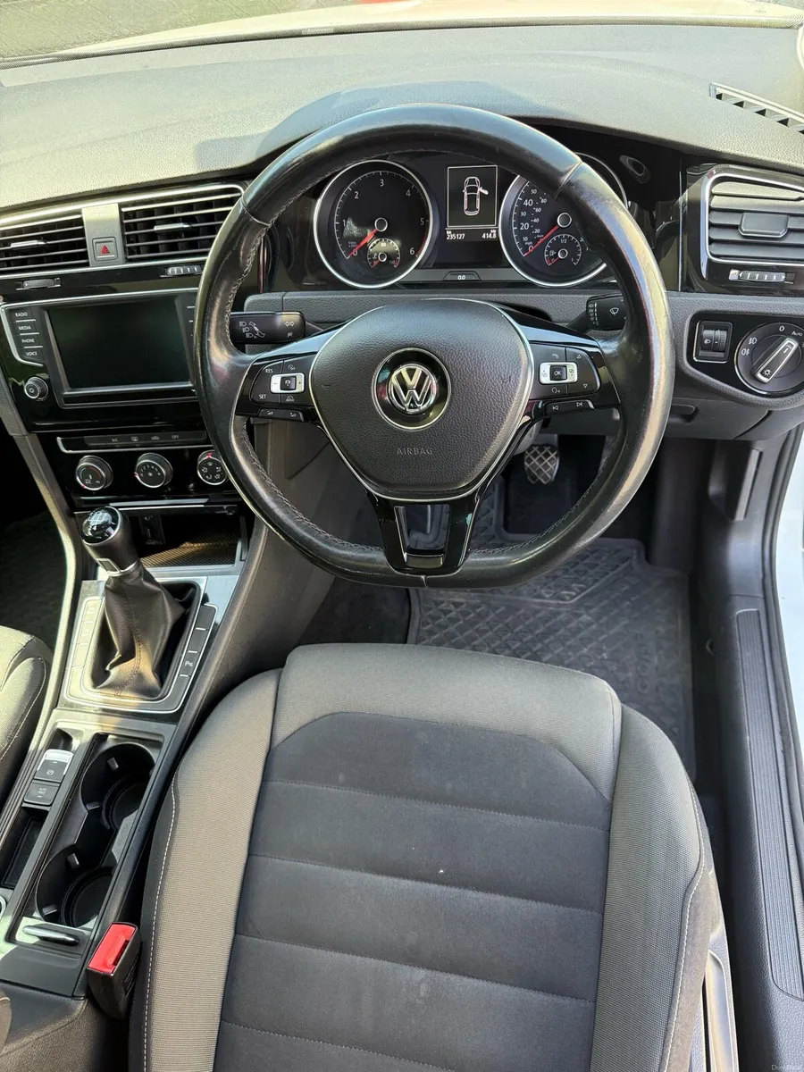 162 Volkswagen Golf TDI - Image 4