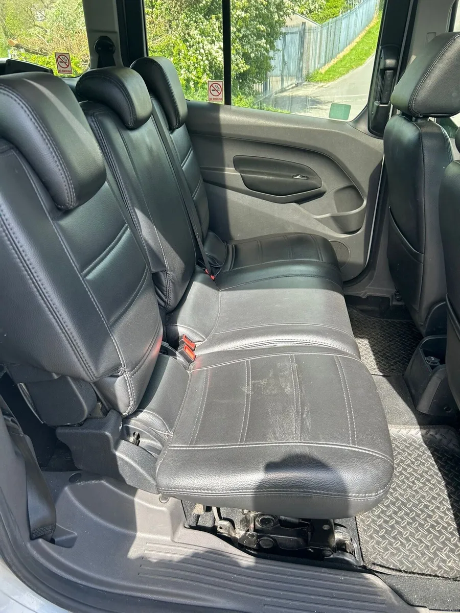 Ford Tourneo wheelchair accessible x7 seater - Image 4