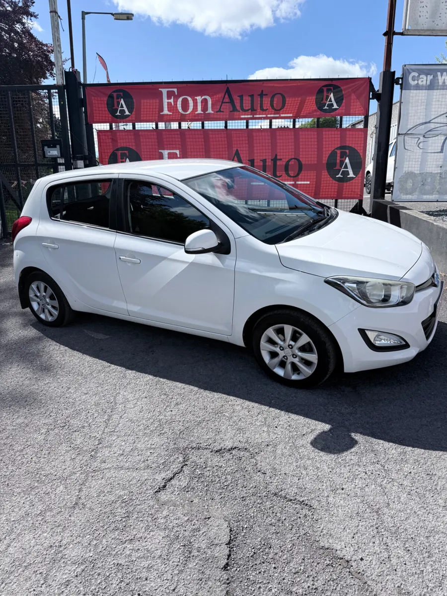Hyundai i20 1.2 Petrol low Miles New NCT - Image 1