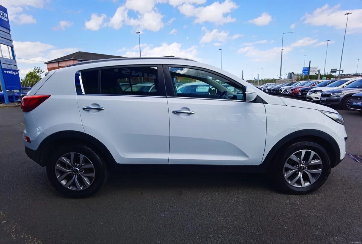 KIA SPORTAGE 1.7 PLATINUM SE DIESEL - Image 4