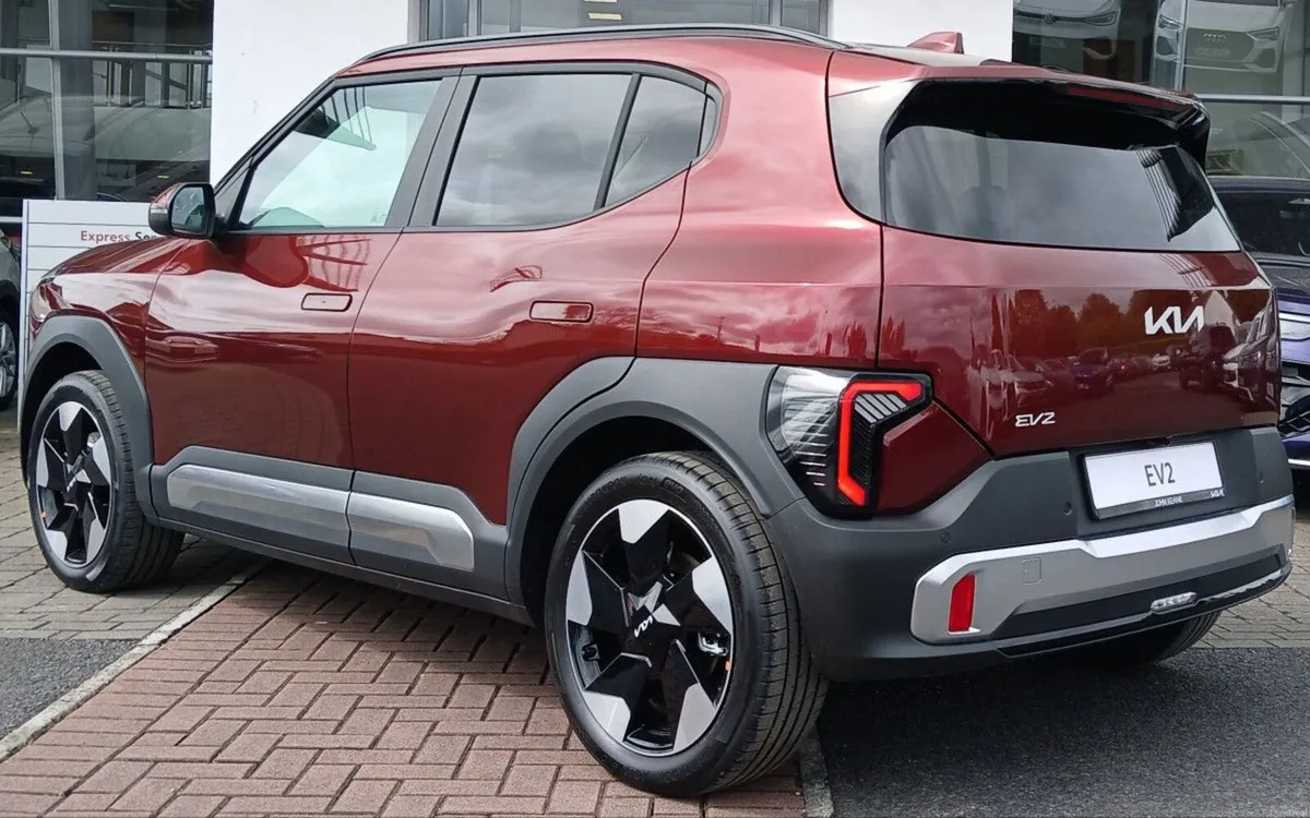 Kia EV2 EARTH STANDARD RANGE **FULLY ELECTRIC, 0% - Image 4