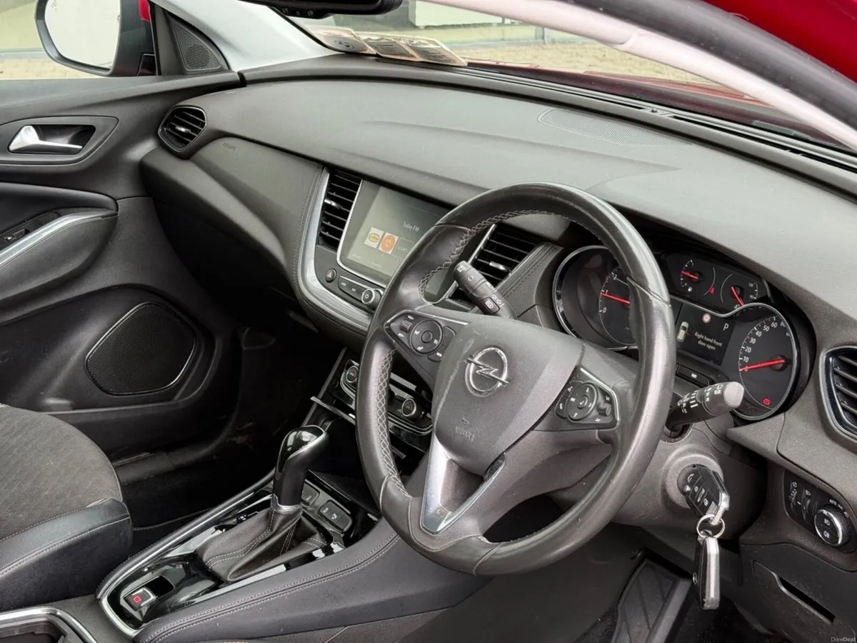 Opel Grandland X SRi 1.2i AUTOMATIC 130PS - Image 4