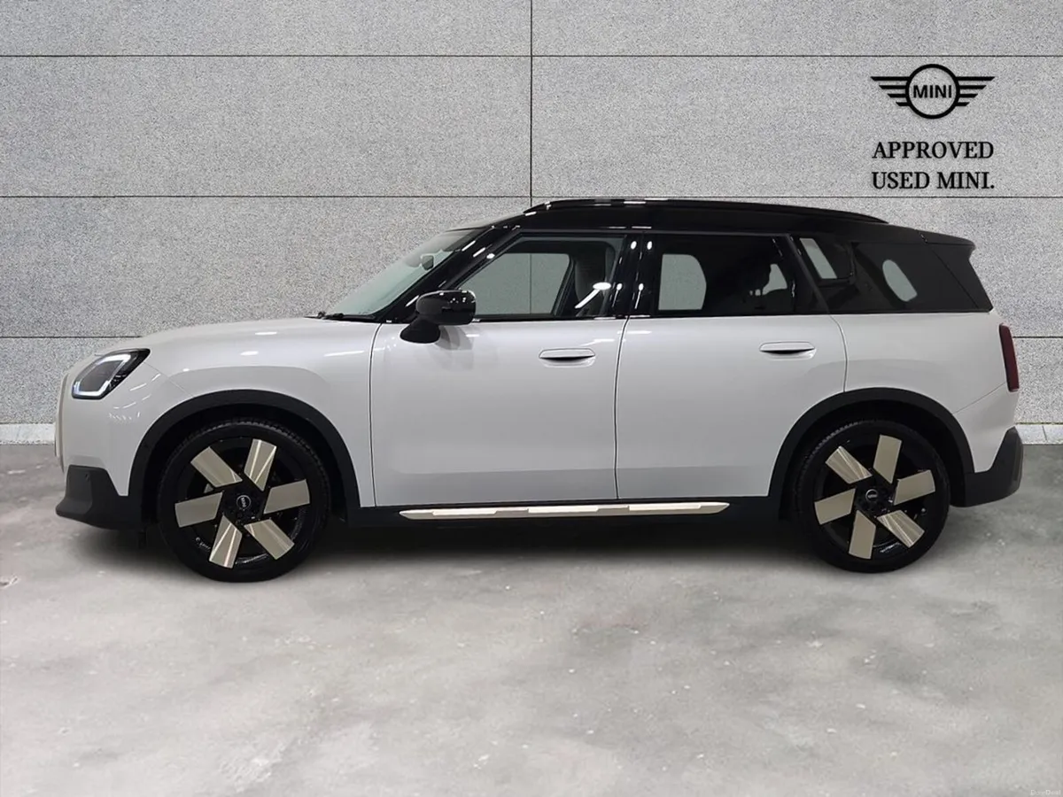 Mini Countryman Cooper Classic SE - Image 4