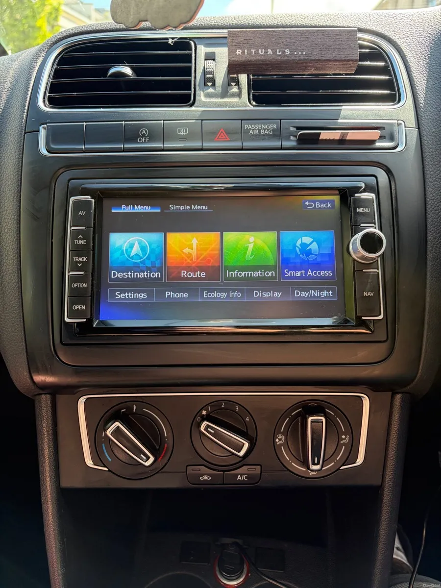Volkswagen Polo 2015 - Image 3
