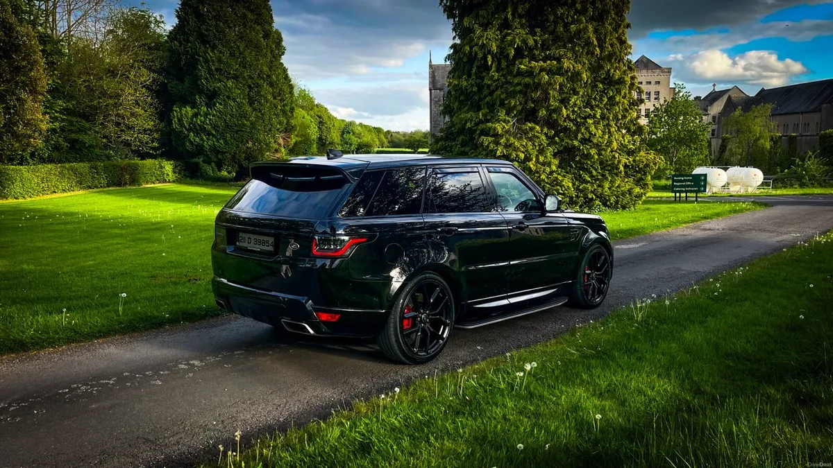 211 Range Rover Sport P400e - Image 1