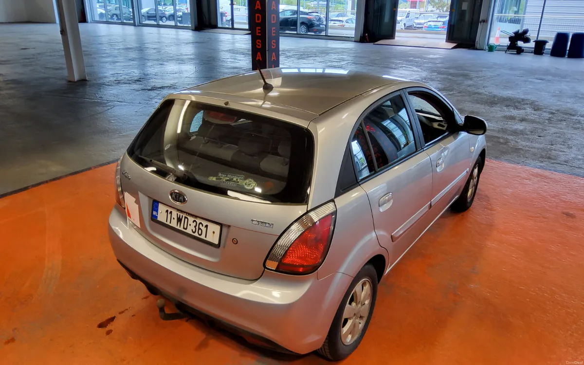 Kia Rio 2011 - Image 3