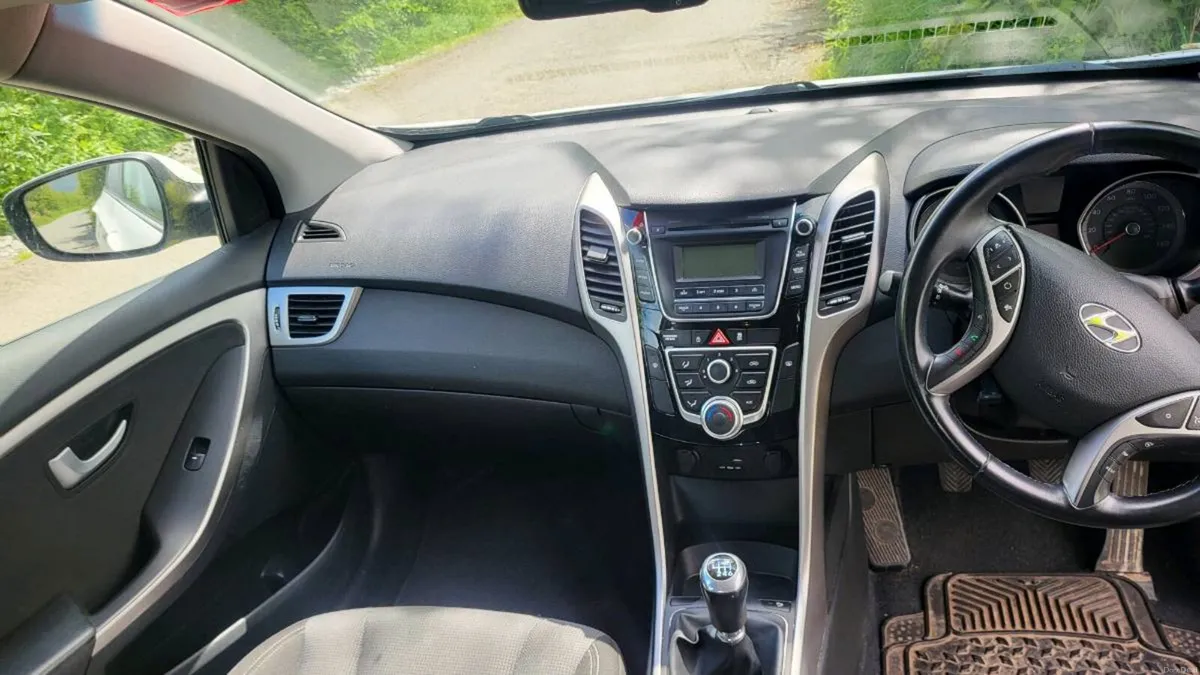161 Hyundai I30 1.6 CRDI new NCT - Image 3