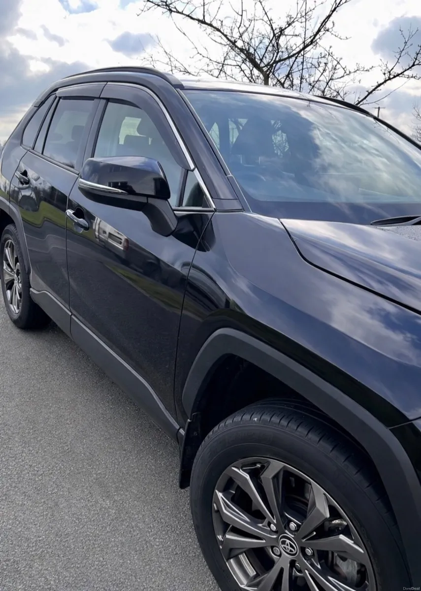 Toyota RAV4 Hybrid SOL – Leather Interior – €37,50 - Image 1