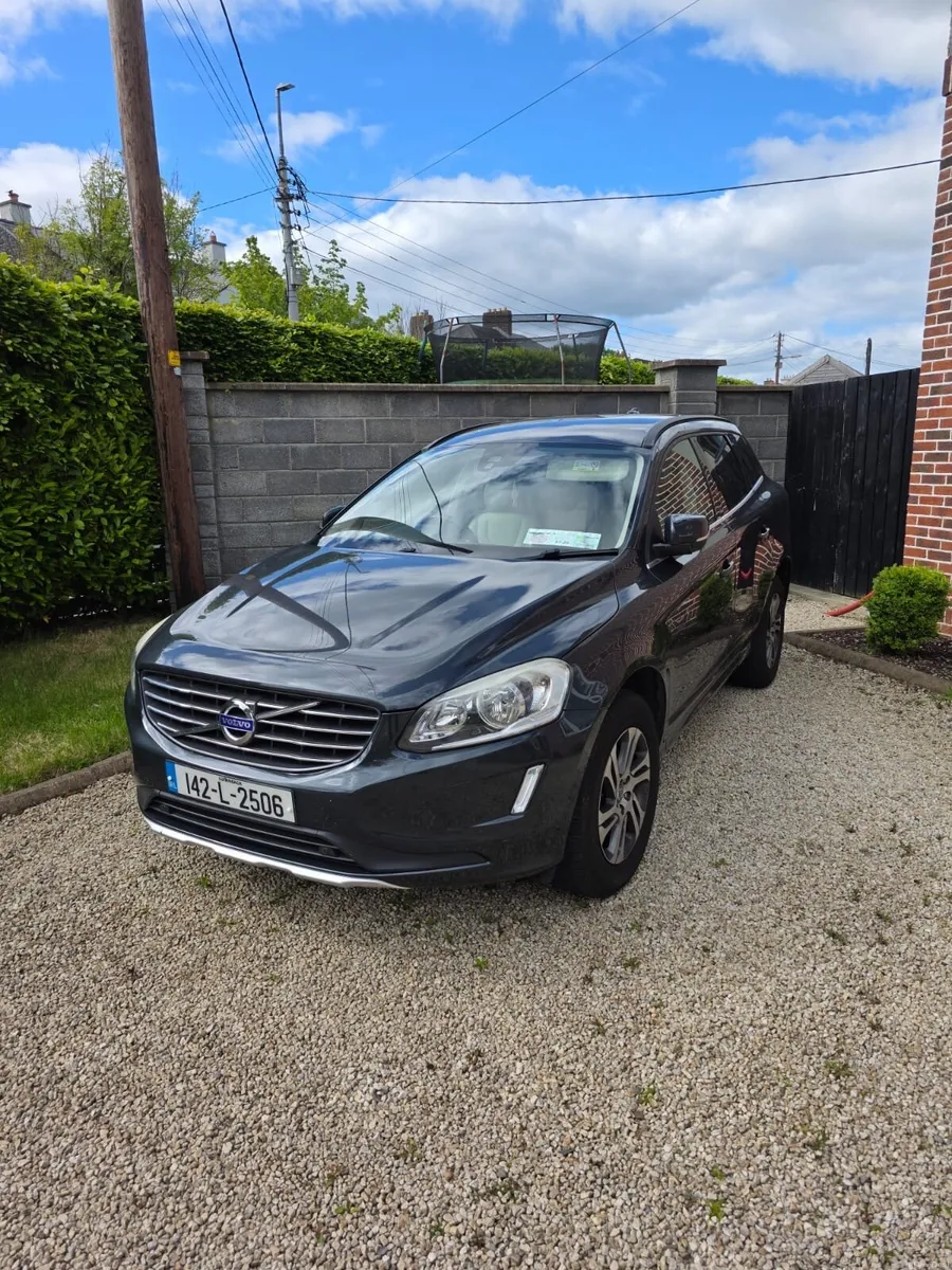Volvo XC60 low mileage - Image 3