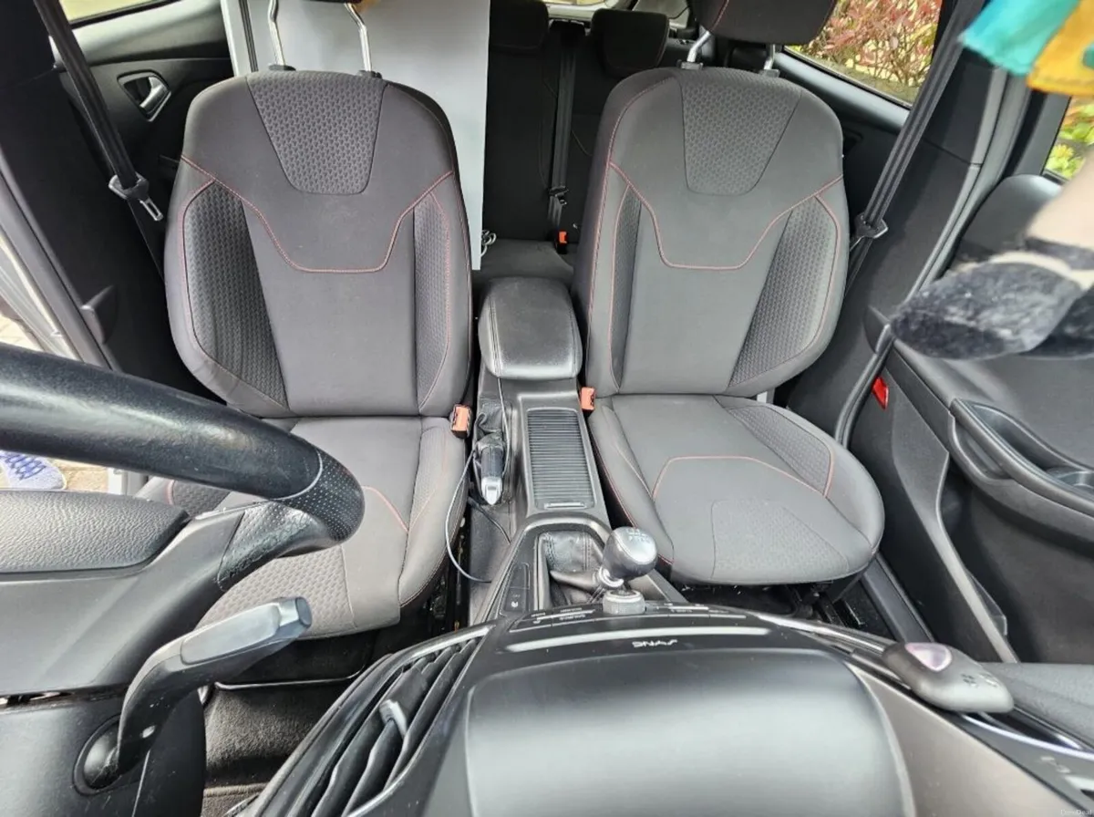 Ford Focus 2018 - Image 4