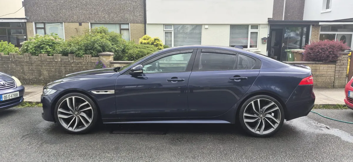 Jaguar XE 2017 - Image 1