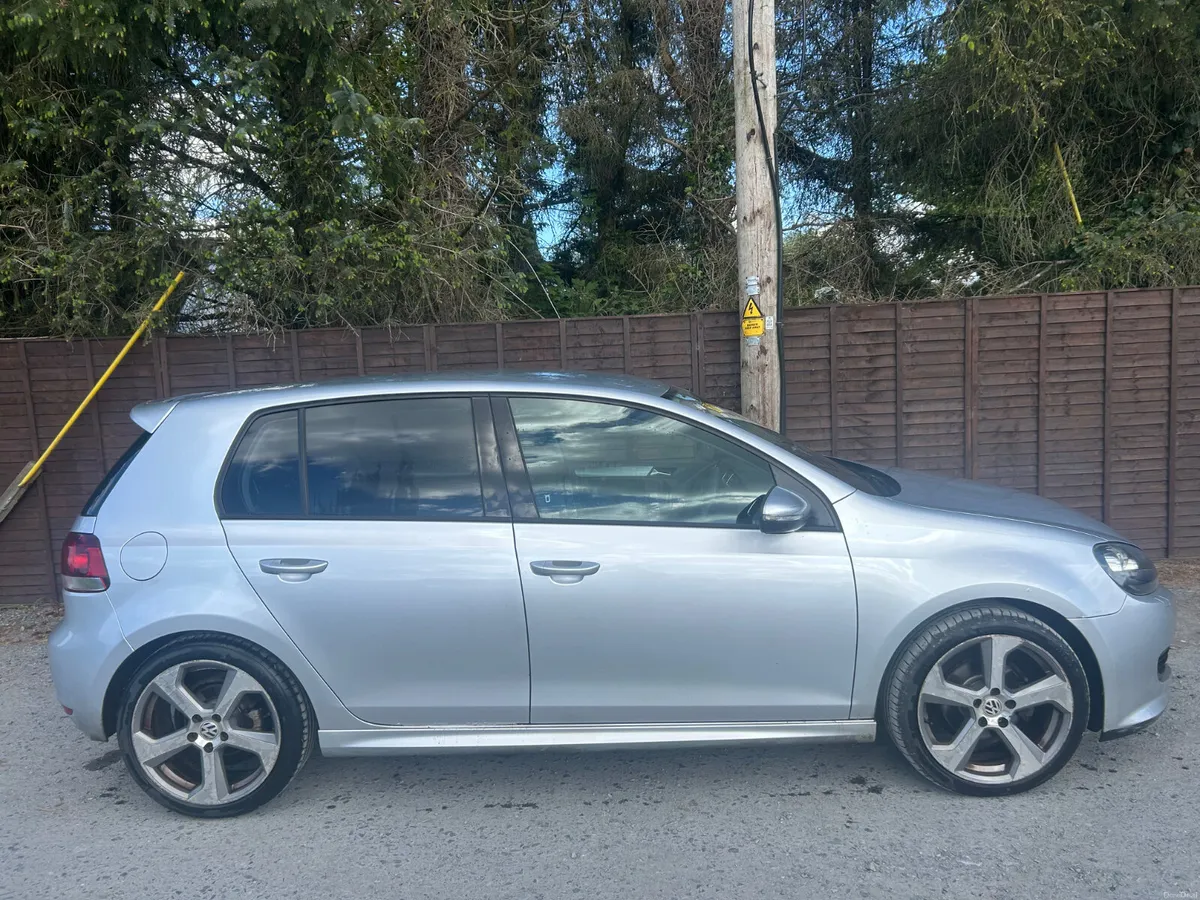 Volkswagen Golf 2012, hatchback , diesel - Image 2