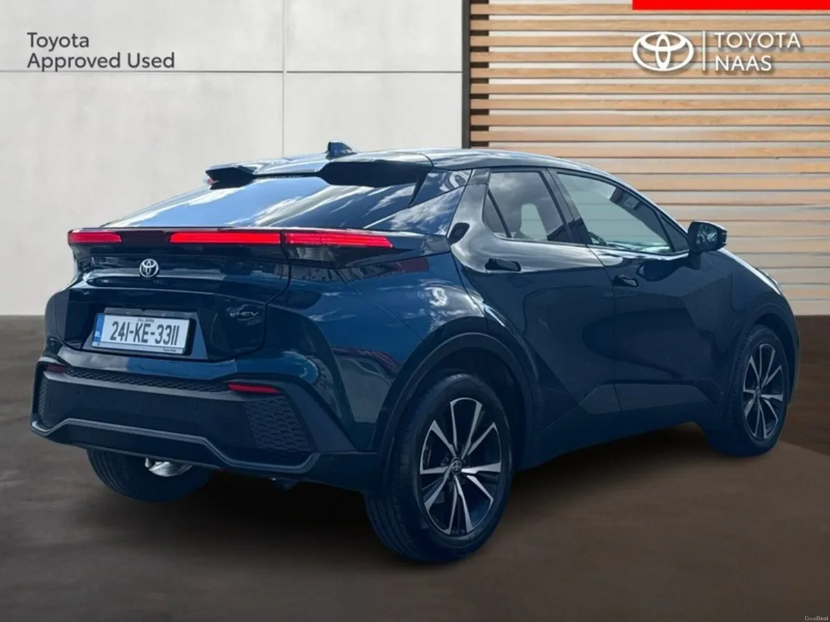 Toyota C-HR Hybrid Sport - Image 2