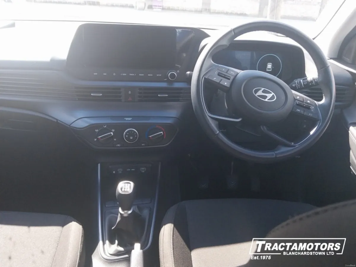 Hyundai i20 DELUXE PLUS 5DR - Image 2