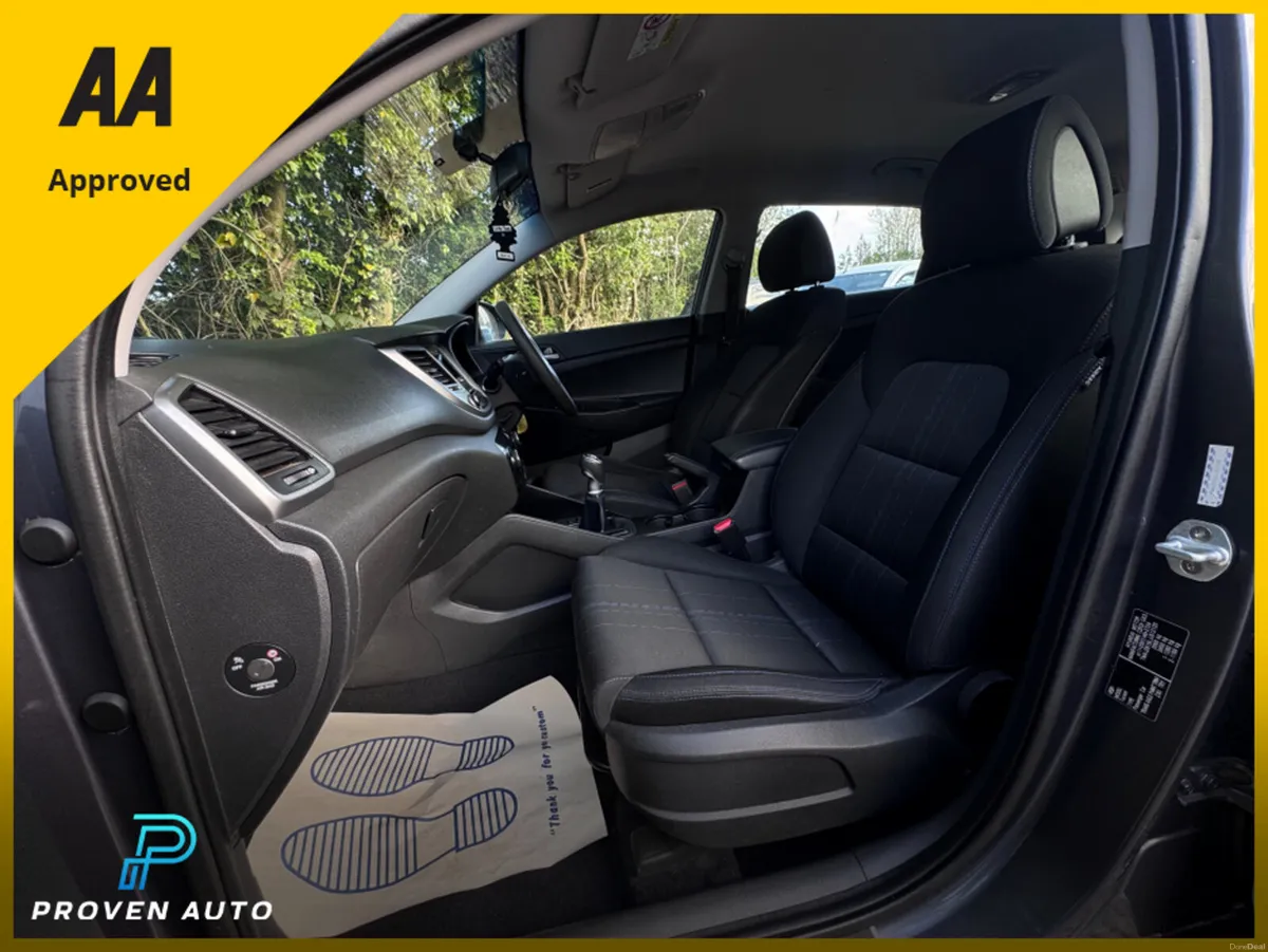 Hyundai Tucson 1.7 BLUE CRDI SDRIVE 114BHP * 1 YEA - Image 6