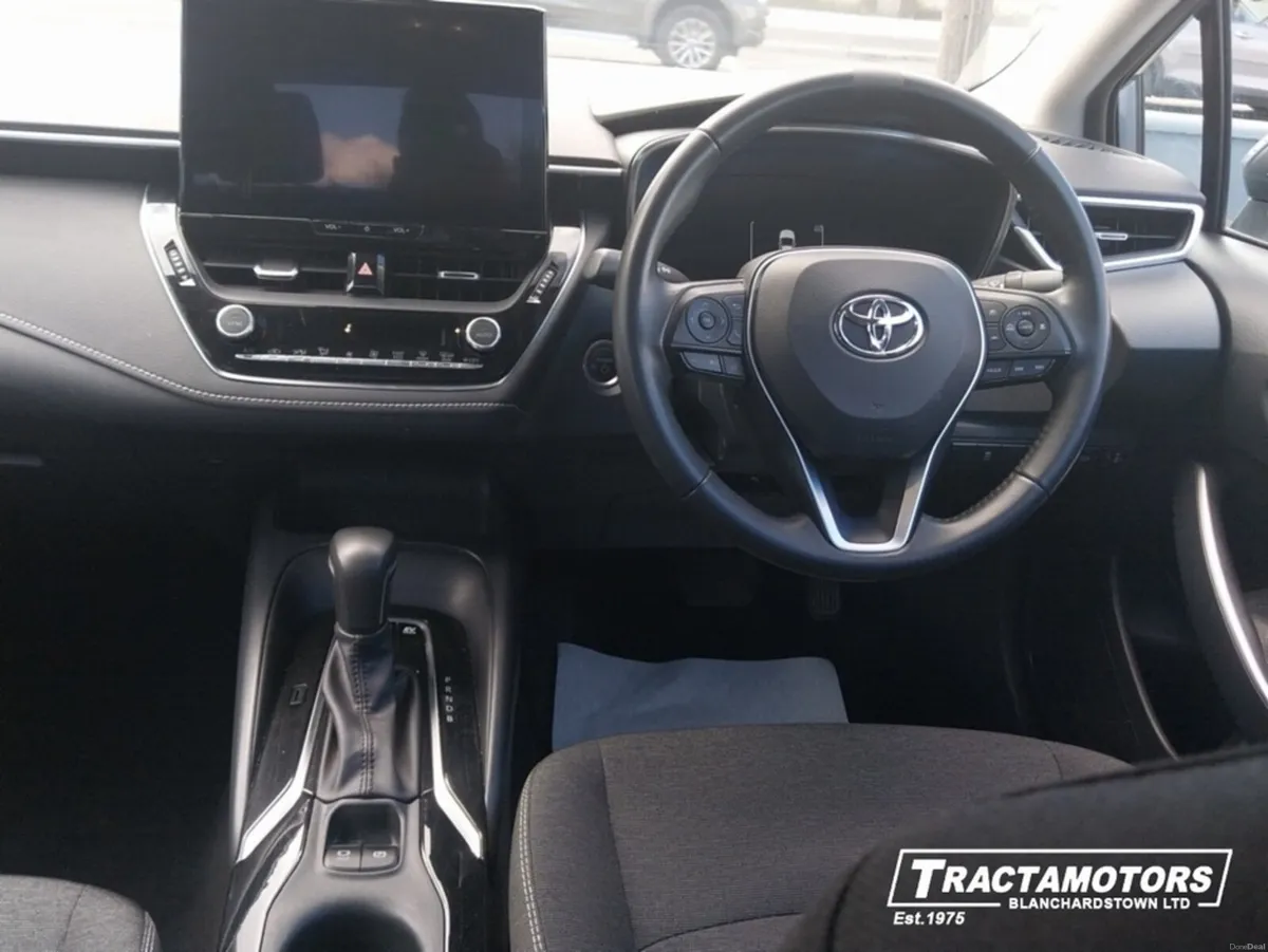 Toyota Corolla LUNA SALOON 4DR AUTO - Image 2