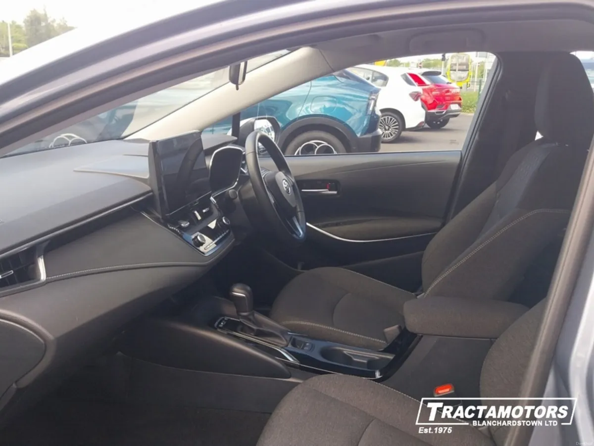 Toyota Corolla LUNA SALOON 4DR AUTO - Image 4