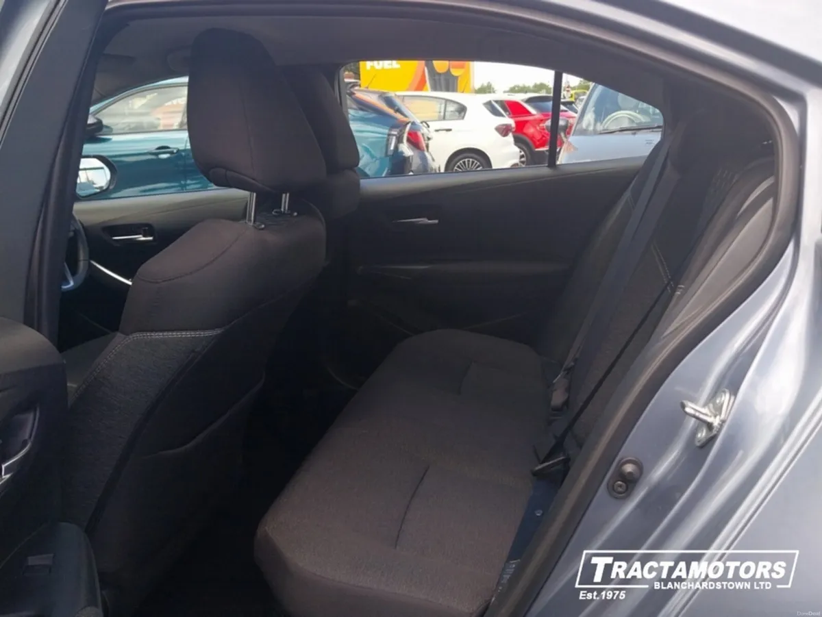 Toyota Corolla LUNA SALOON 4DR AUTO - Image 6