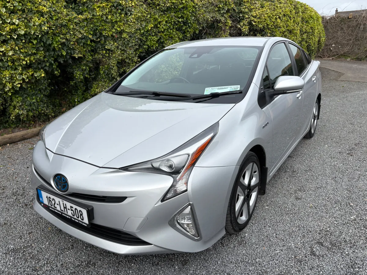 Toyota Prius 2016 Hybrid - Image 1