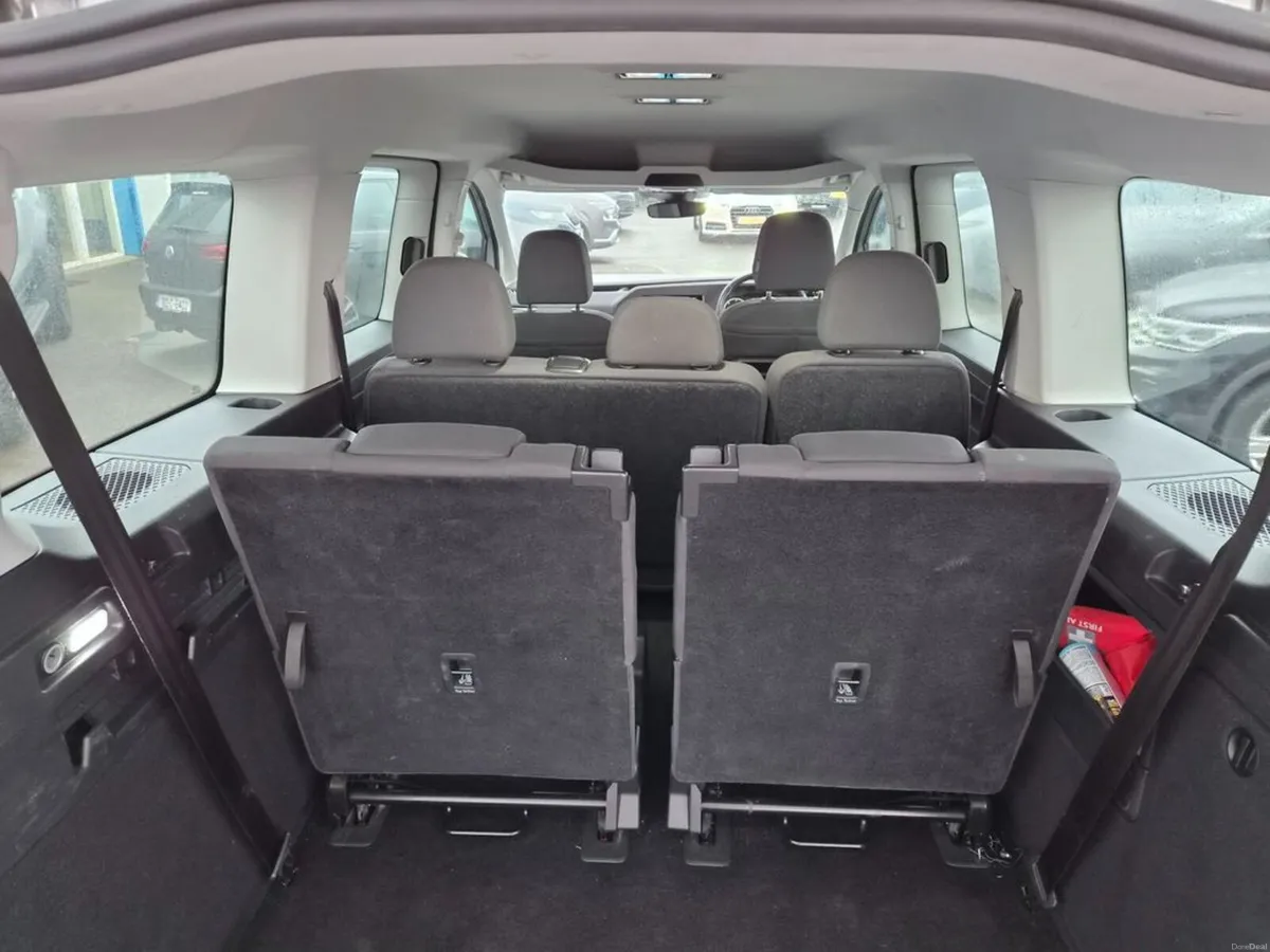 Volkswagen Caddy Maxi Life Life TDI 122HP A7F 5DR - Image 4