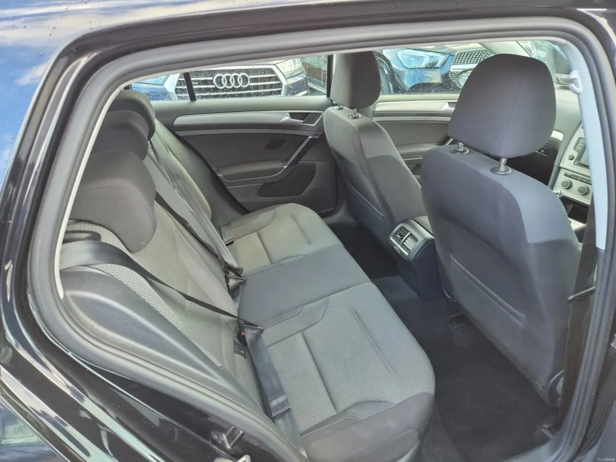 Volkswagen Golf 1.6 TDI Match BMT 105PS 5DR - Image 3