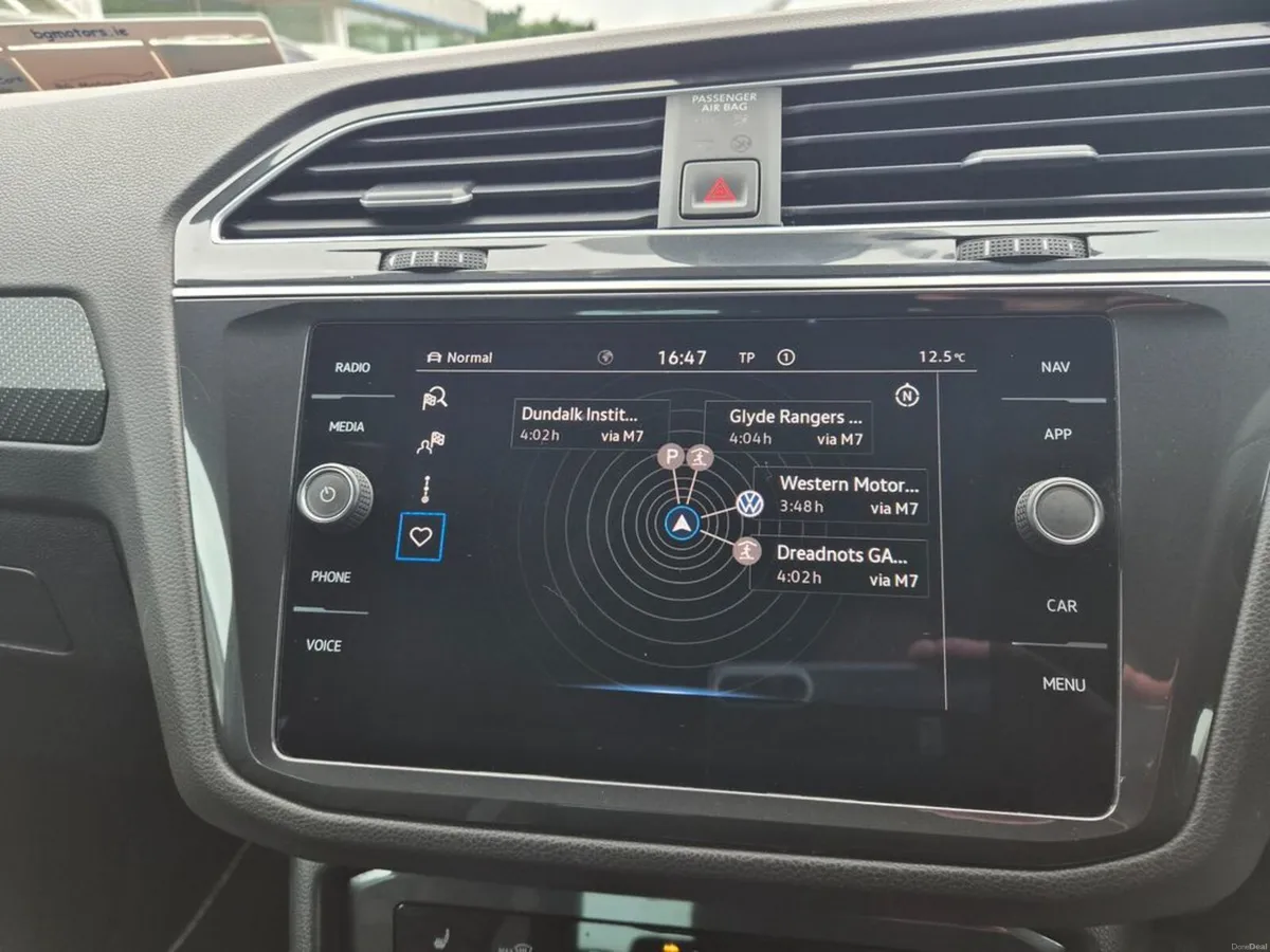 Volkswagen Tiguan R Line 2.0tdi M6F 150HP 5DR - Image 4