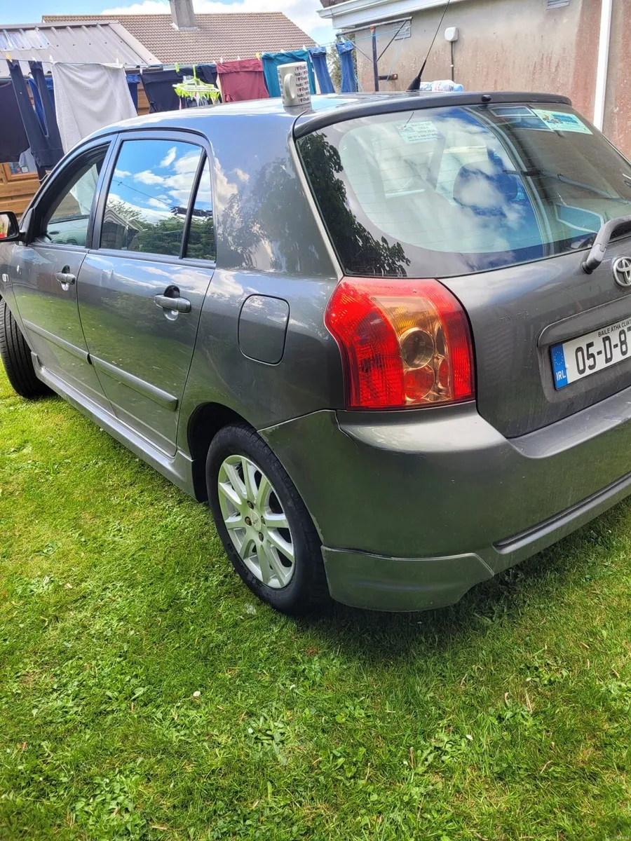 Toyota Corolla - Image 2