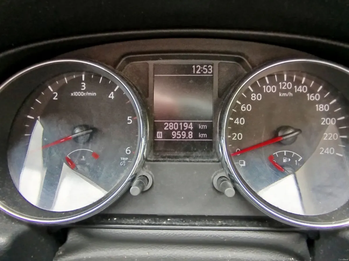 Nissan Qashqai 2012 - Image 2