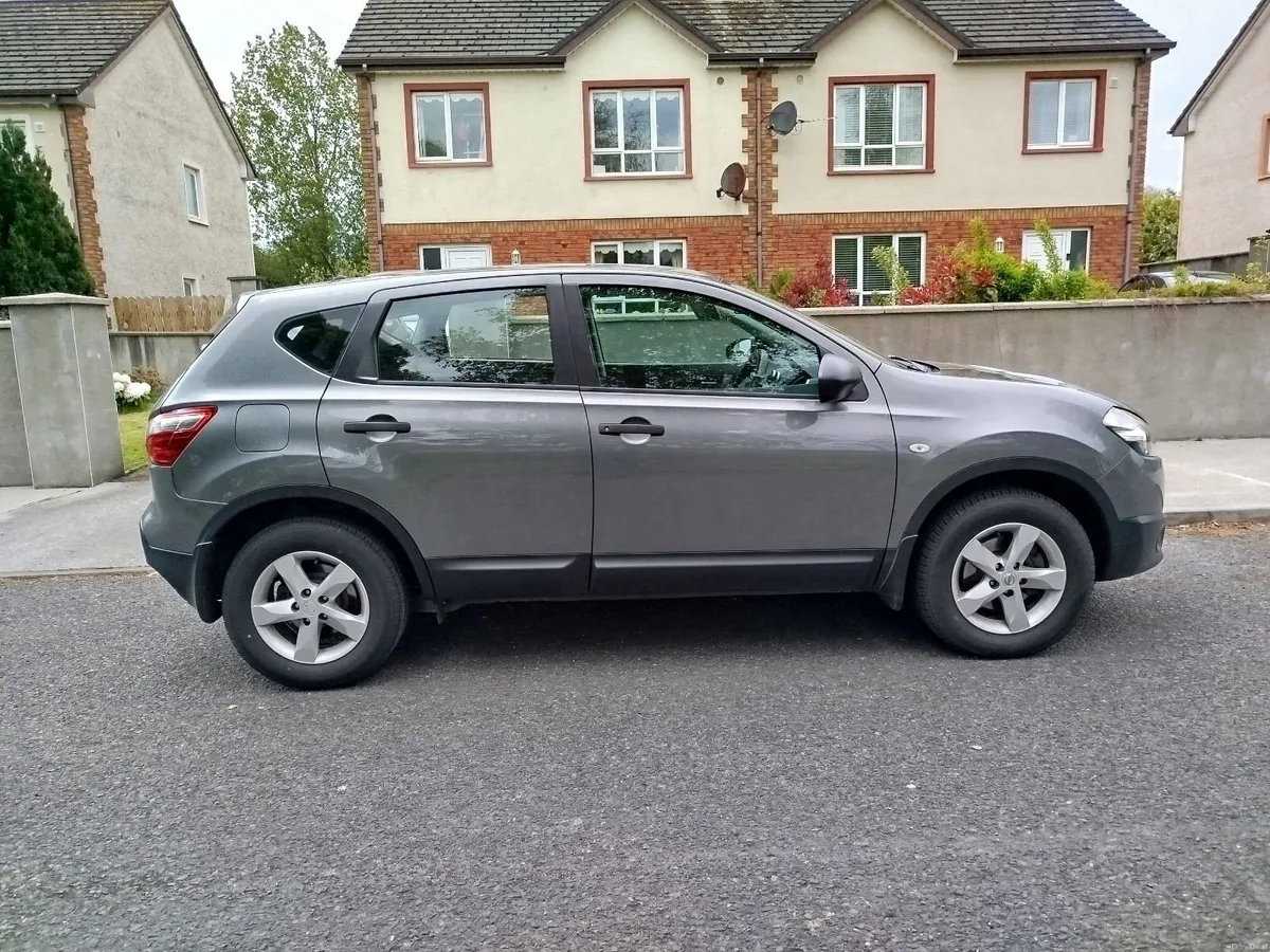 Nissan Qashqai 2012 - Image 1