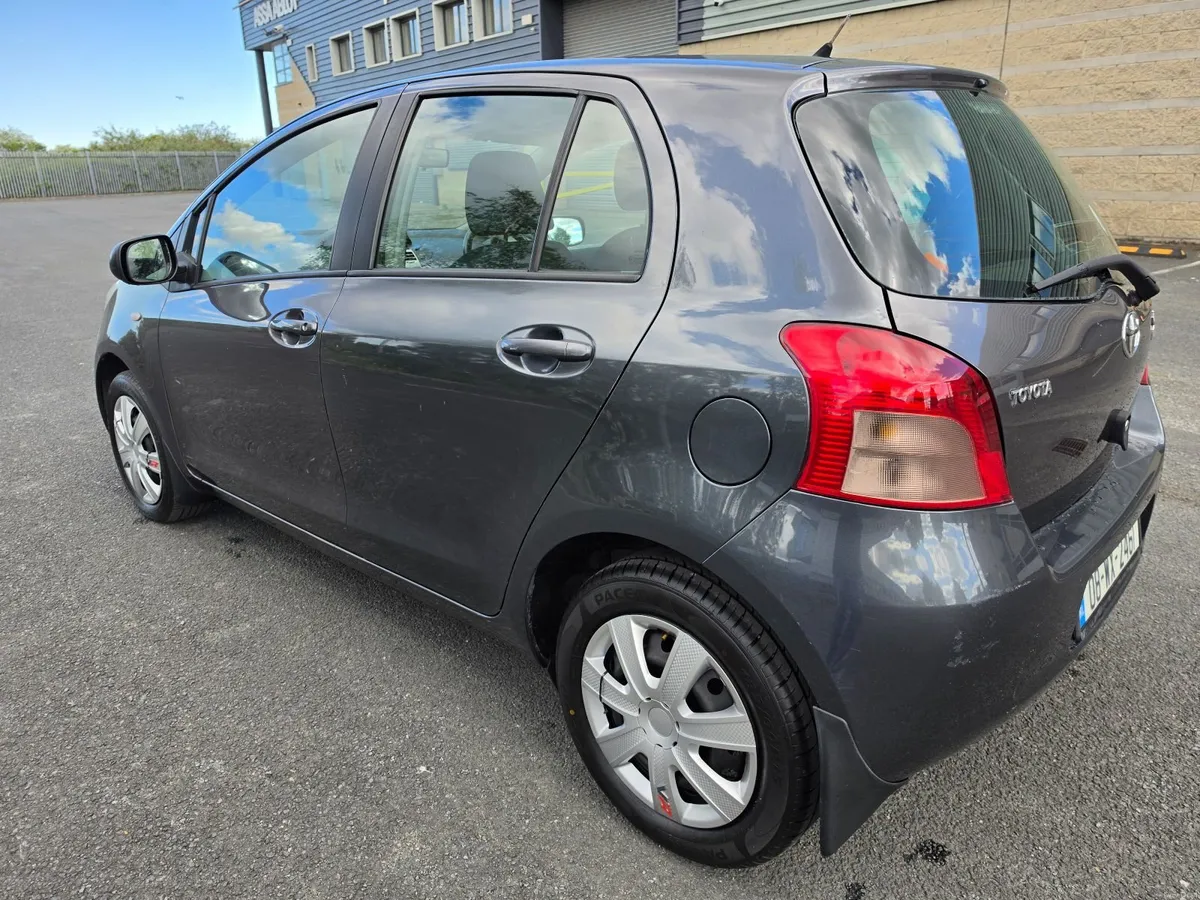 2008 Toyota Yaris 1.3 Luna NCT 02/27  Taxed 08/26 - Image 3