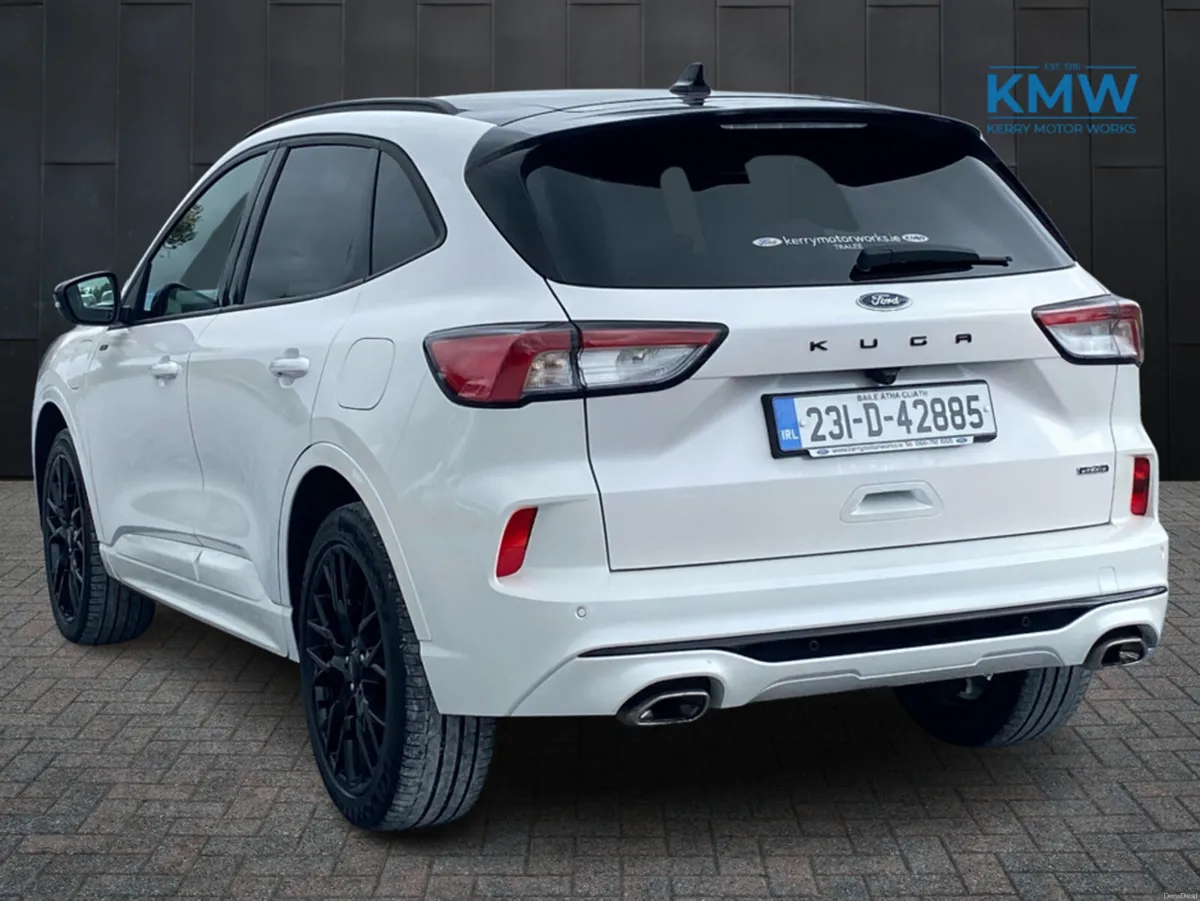 Ford Kuga PHEV ST-Line X Black Edition - Image 4