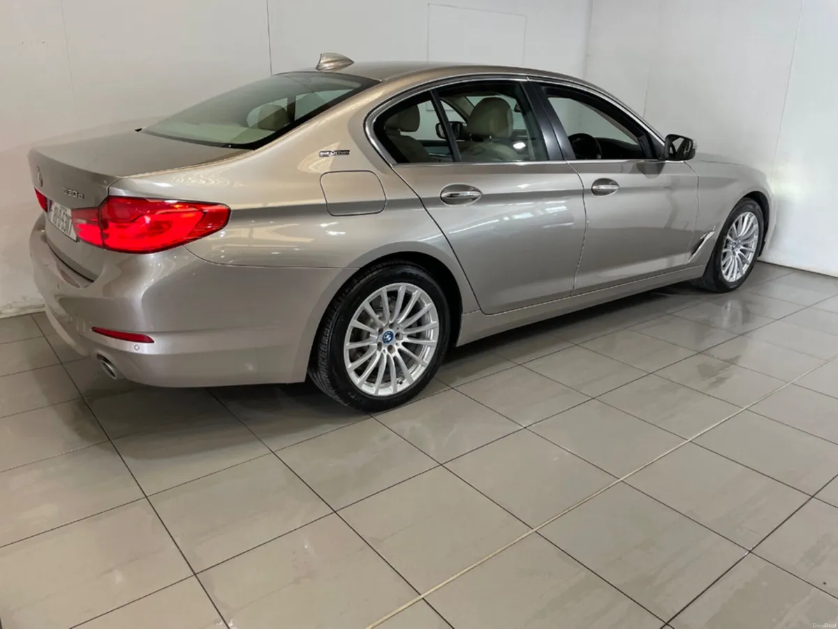 BMW 5-Series G30 SE 4DR AUTO FULL SERVICE HISTORY - Image 3