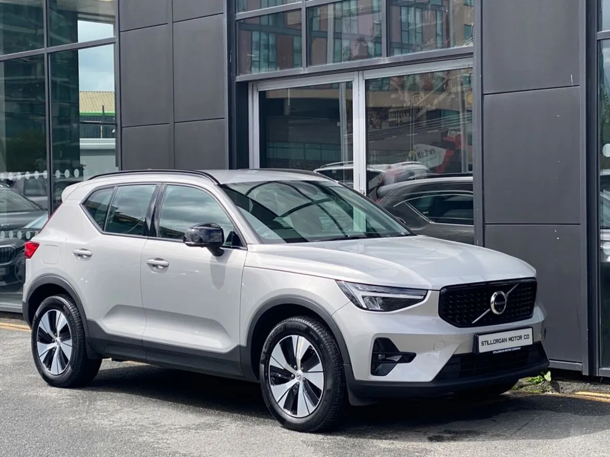 Volvo XC40 T4 Dark Plus Recharge Auto (PHEV) - Image 3