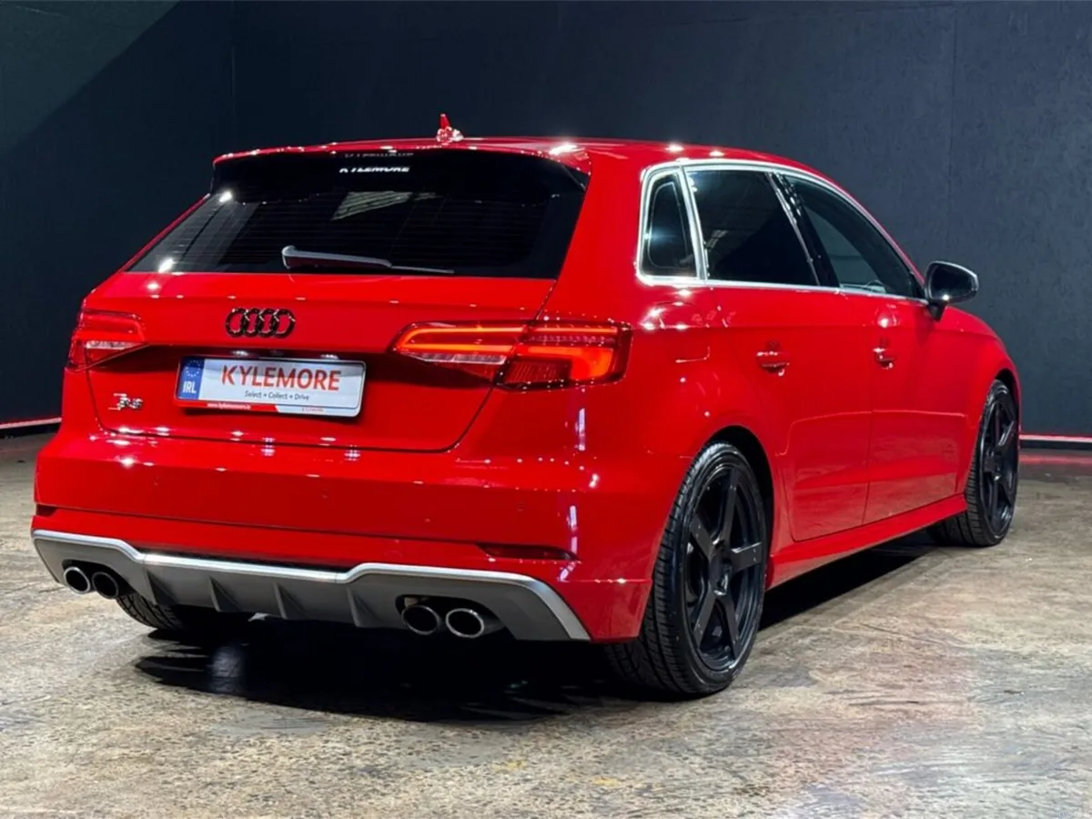 Audi S3 2.0 AUTOMATIC - UPGRADED BLACK FACTORY ALL - Image 4