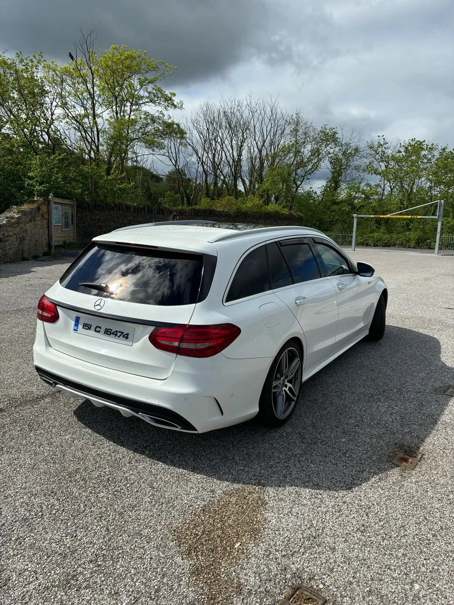 C220D AMG LINE - Image 4
