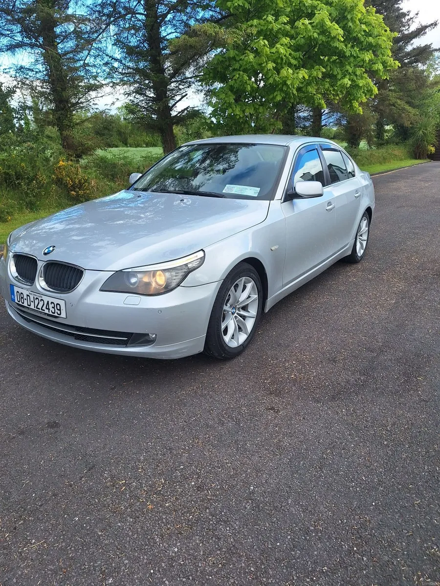 BMW 5-Series 2008 - Image 1