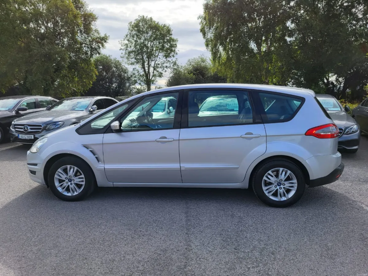 Ford S-Max 1.6 TDCI Zetec 113BHP S/S 5DR - Image 4