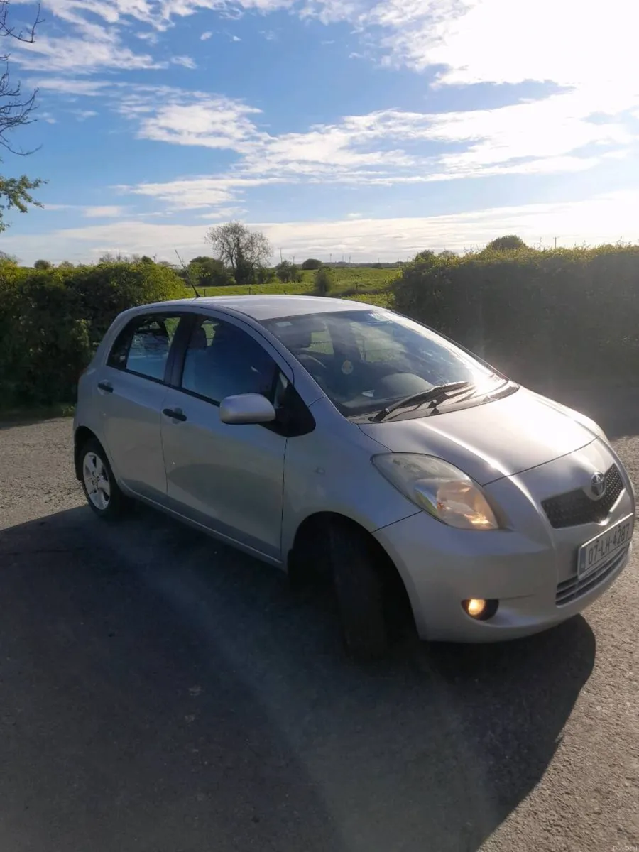 Toyota Yaris - Image 2