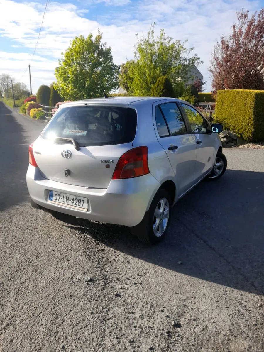 Toyota Yaris - Image 4