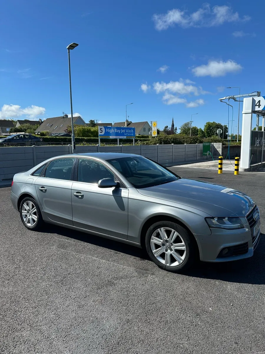 Audi A4 B8 2010 - Image 4
