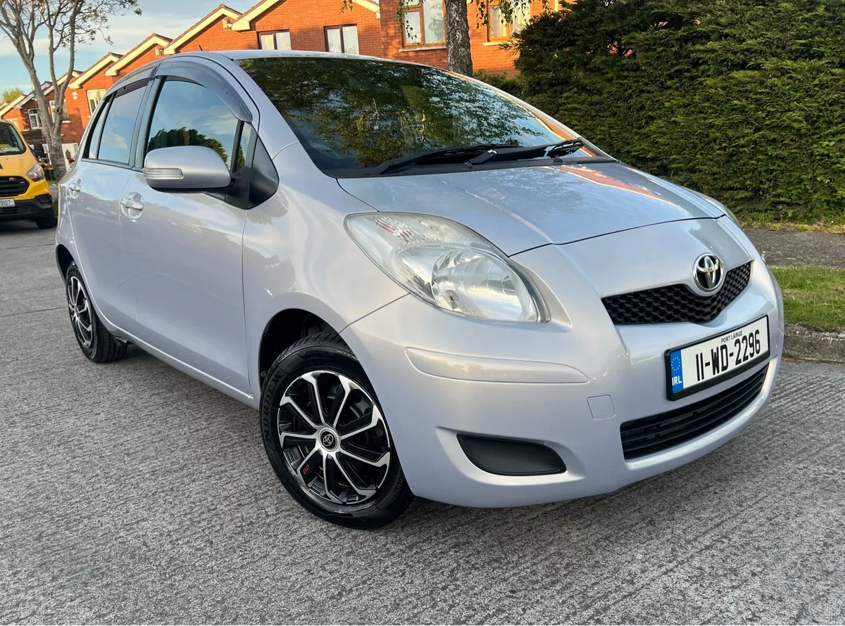 Toyota Yaris 1.0 Auto - Image 1