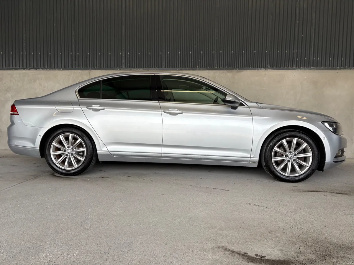 2017 VW PASSAT COMFORTLINE 1.6 TDI 120 BHP - Image 2