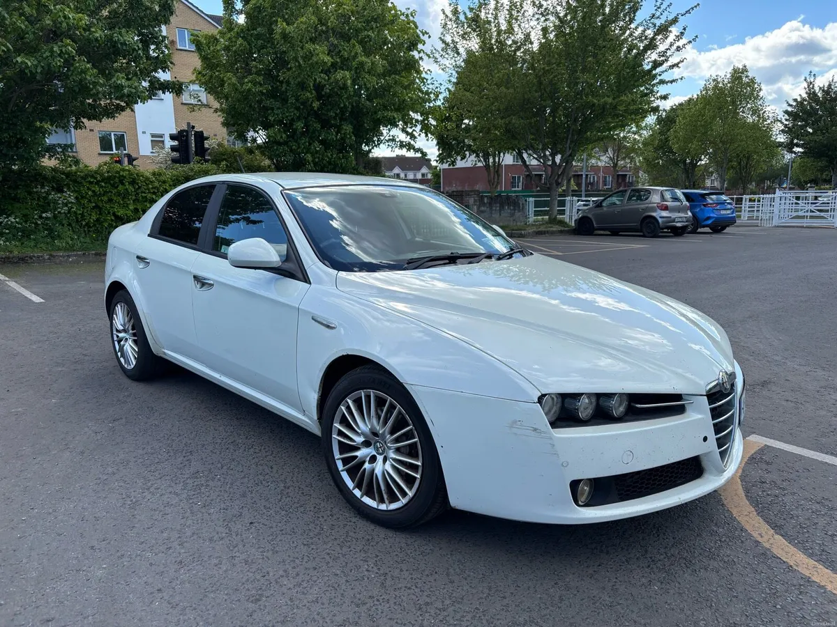 2010 Alfa Romeo 159 Lusso 2.0 Diesel - Red Leather - Image 1