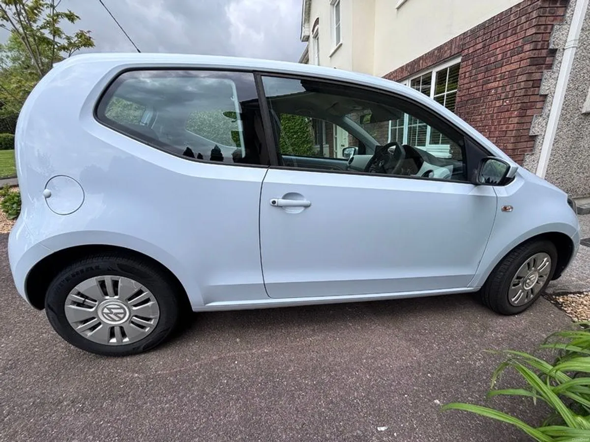 2013 Volkswagen Up! - Image 4