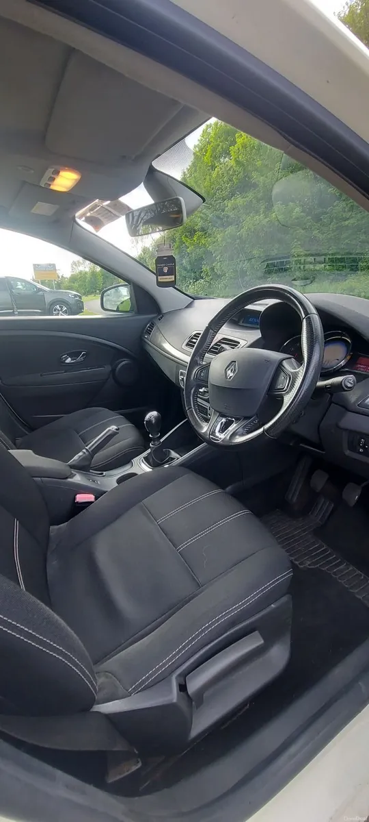 Renault Fluence 2014 - Image 4